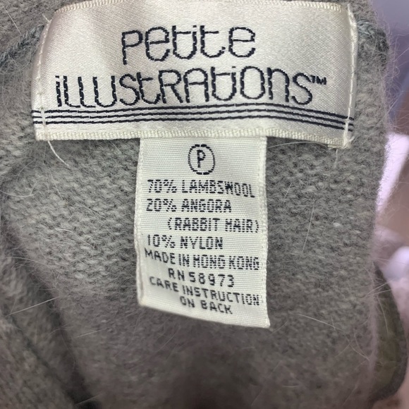 Vintage Cardigan, Size Petite, Shoulder Pads, Grey, pearl like button beads​ - Picture 4 of 6